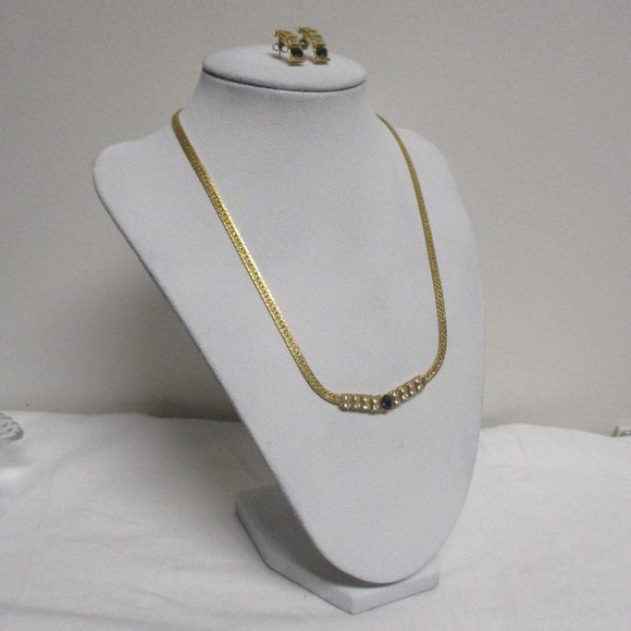 Lady Remington Jewelry Vintage 9s Blue Sapphire Crystal Bar